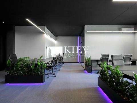 комерційна за адресою Жилянська вул., 68