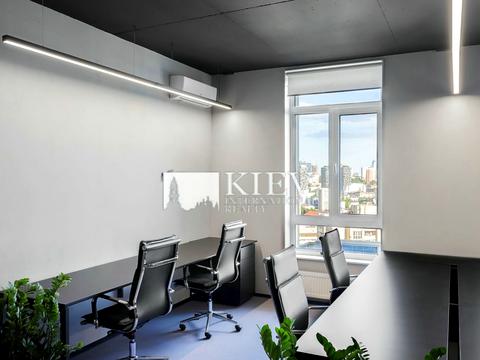 комерційна за адресою Жилянська вул., 68