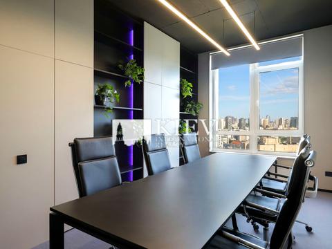 комерційна за адресою Жилянська вул., 68