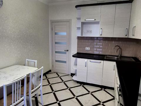 квартира за адресою Князя Романа Мстиславича вул. (Генерала Жмаченка), 28-А