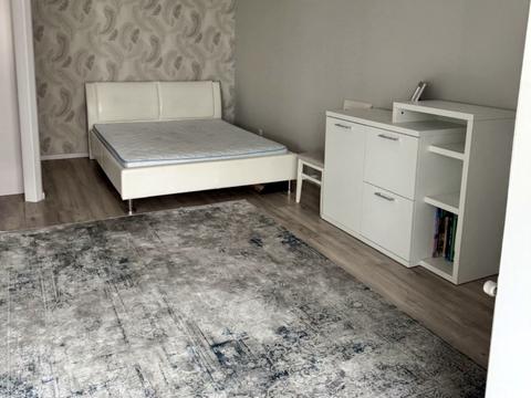 квартира по адресу Князей Кориатовичей ул., 114 к5