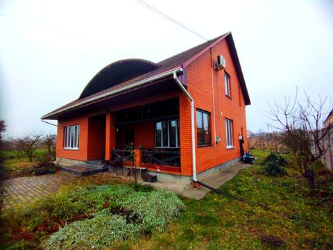 дом по адресу Кобзарська