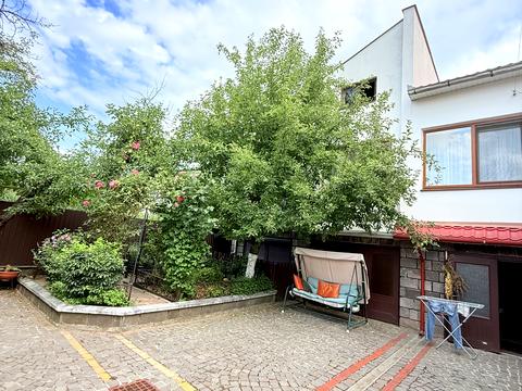 будинок за адресою Олександра Духновича вул. (Пушкіна)