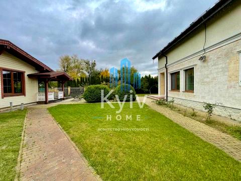 будинок за адресою Квітуча