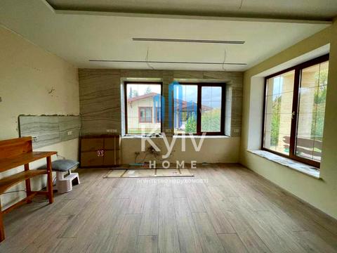 будинок за адресою Квітуча