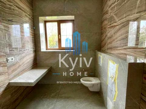 будинок за адресою Квітуча