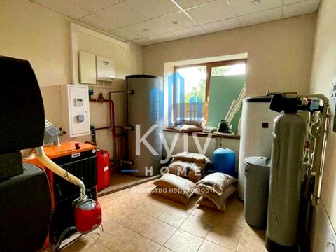 будинок за адресою Квітуча