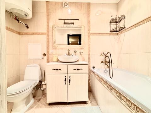 квартира за адресою Героїв полку "Азов" вул. (Маршала Малиновського), 25