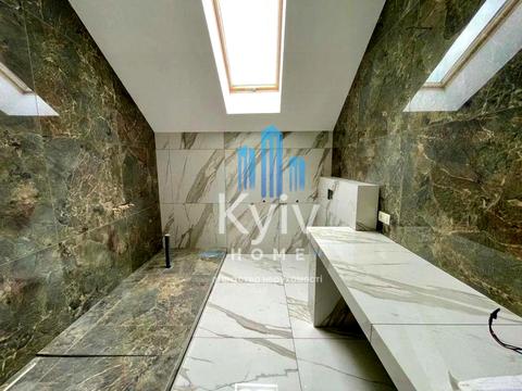 будинок за адресою Квітуча