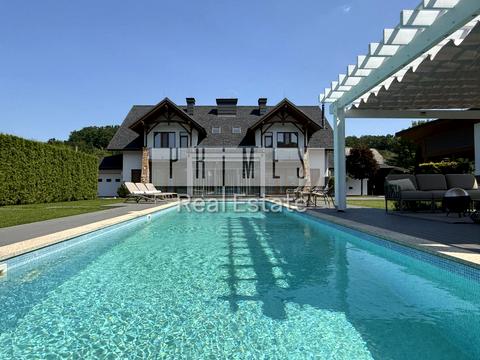 будинок за адресою Лугова вул., 12