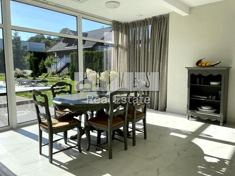 будинок за адресою Лугова вул., 12