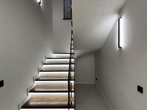 будинок за адресою с. Крихівці, Садова