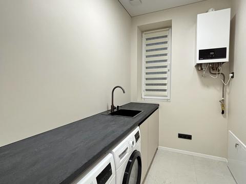 будинок за адресою с. Крихівці, Садова