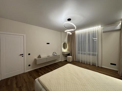 будинок за адресою с. Крихівці, Садова