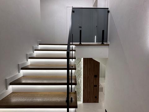 будинок за адресою с. Крихівці, Садова