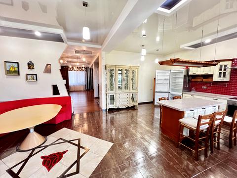 будинок за адресою Люстдорфська дорога вул., 147