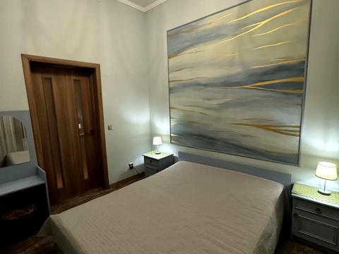 квартира по адресу Набережно-Крещатицкая ул., 7-В