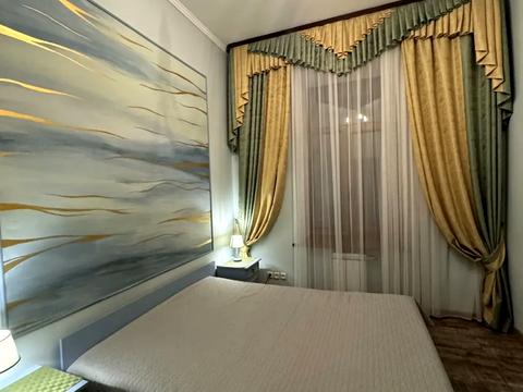 квартира по адресу Набережно-Крещатицкая ул., 7-В