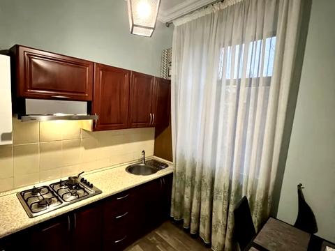 квартира по адресу Набережно-Крещатицкая ул., 7-В