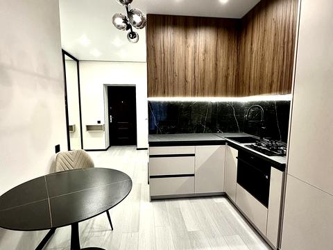 квартира за адресою Мартинова просп., (вул. Щаслива, 67)