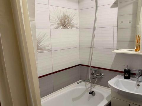 квартира по адресу Гвардейцев-Широнинцев ул., 7