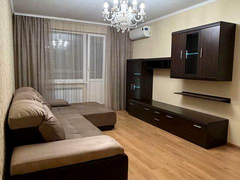 квартира по адресу Гвардейцев-Широнинцев ул., 7