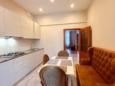 квартира за адресою Івана Вишенського вул., 40