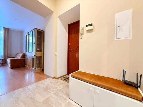 квартира за адресою Івана Вишенського вул., 40