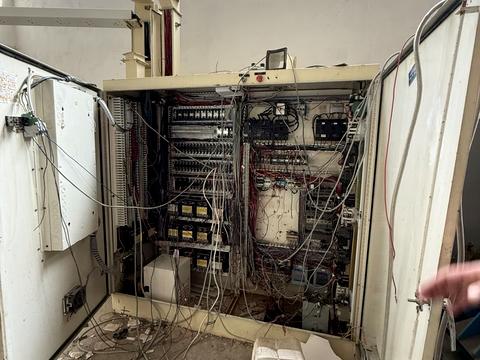 комерційна за адресою Богдана Хмельницького вул., 109б