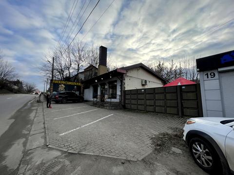 коммерческая по адресу Моисеевская ул., 19