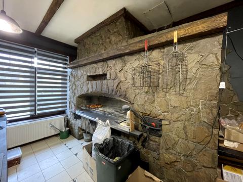 коммерческая по адресу Моисеевская ул., 19