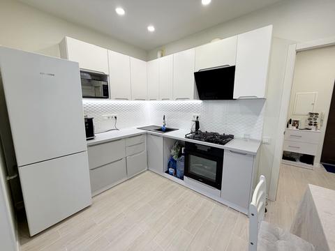 квартира по адресу Бакинская ул., 1