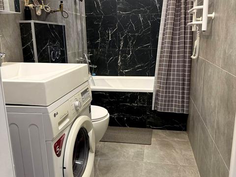 квартира за адресою Степана Чобану вул. (Добровольського), 2н