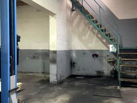 коммерческая по адресу Новомостицкая ул., 25