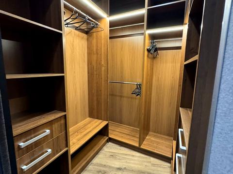 квартира за адресою Генуезька вул., 3а