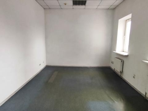 комерційна за адресою Майдан Озерний вул. (Боброва), 3