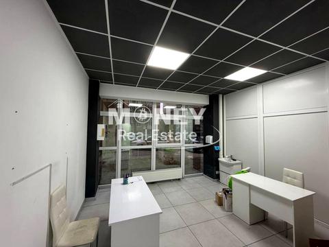 комерційна за адресою Золотоустівська вул., 53