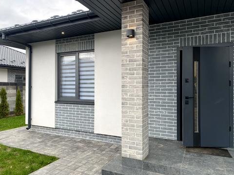 будинок за адресою Успішна