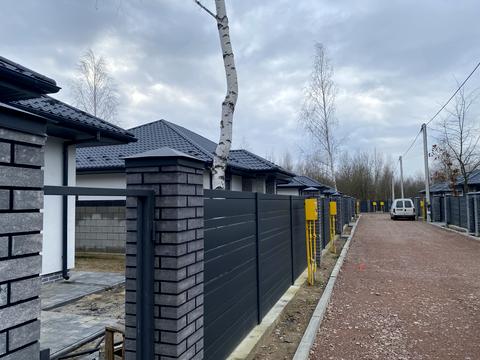 будинок за адресою Успішна