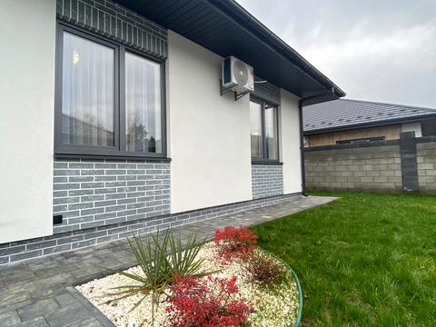 будинок за адресою Успішна