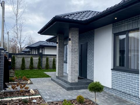 будинок за адресою Успішна