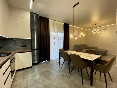 будинок за адресою Успішна