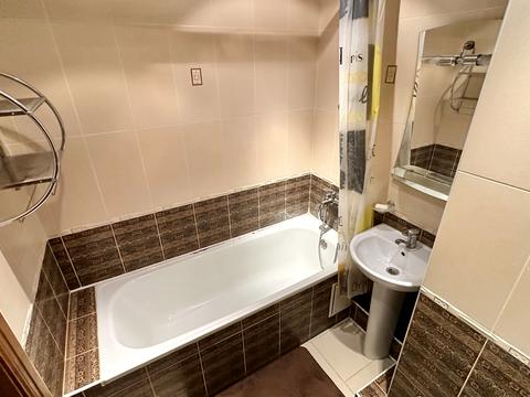 квартира за адресою Драгоманова вул., 1-Г