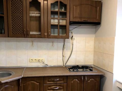 квартира за адресою Салютна вул., 17