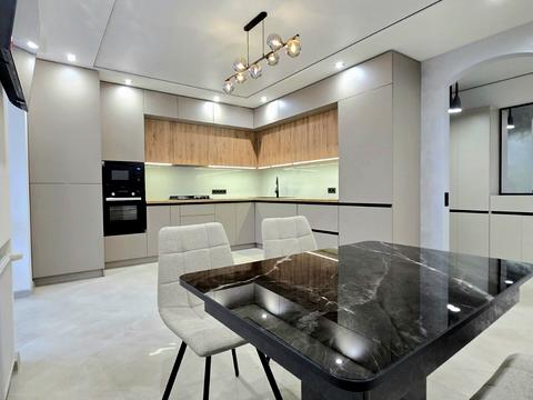 квартира за адресою Залізнична вул., 7А