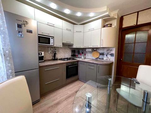 квартира за адресою Олександра Махова вул. (Жолудєва), 8-А