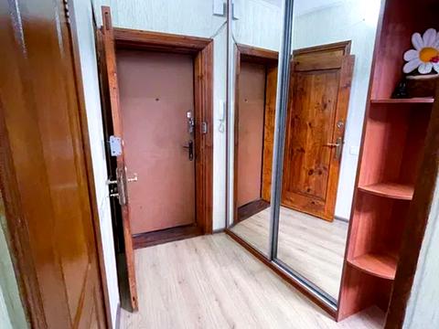 квартира за адресою Олександра Махова вул. (Жолудєва), 8-А