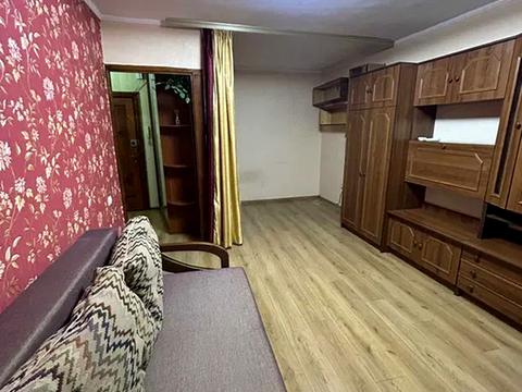 квартира за адресою Олександра Махова вул. (Жолудєва), 8-А