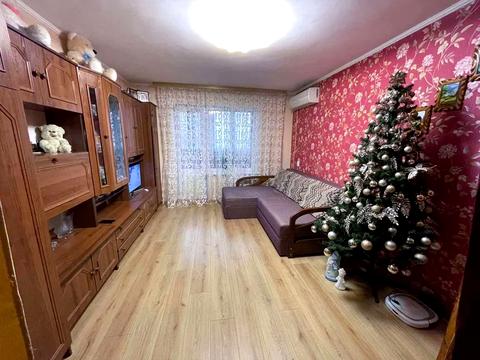 квартира за адресою Олександра Махова вул. (Жолудєва), 8-А