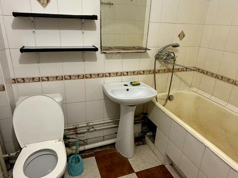 квартира за адресою Оболонський просп., 15-Б